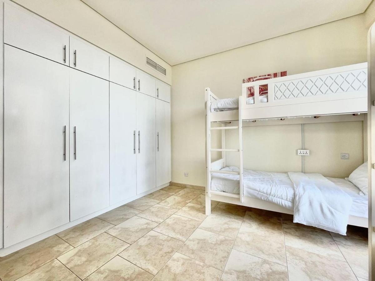 Ar Holiday Home Jbr Дубай Экстерьер фото